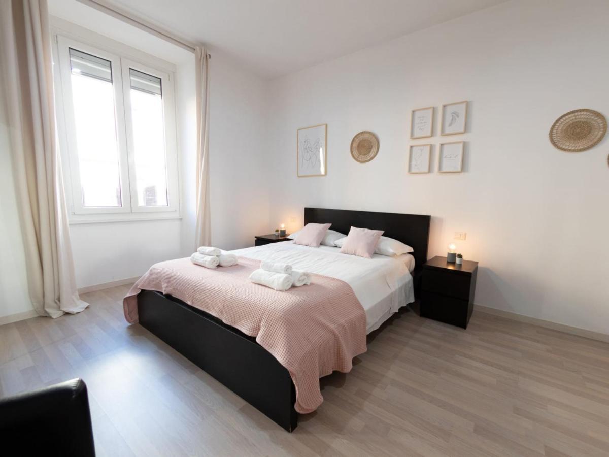 The Best Rent - Spacious Apartment Near Roma Termini Station エクステリア 写真