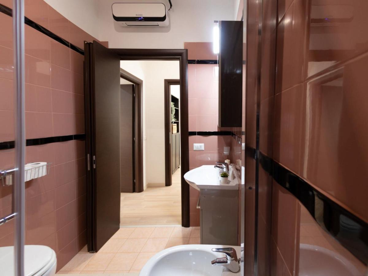 The Best Rent - Spacious Apartment Near Roma Termini Station エクステリア 写真