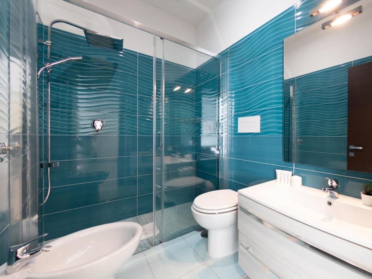 The Best Rent - Spacious Apartment Near Roma Termini Station エクステリア 写真