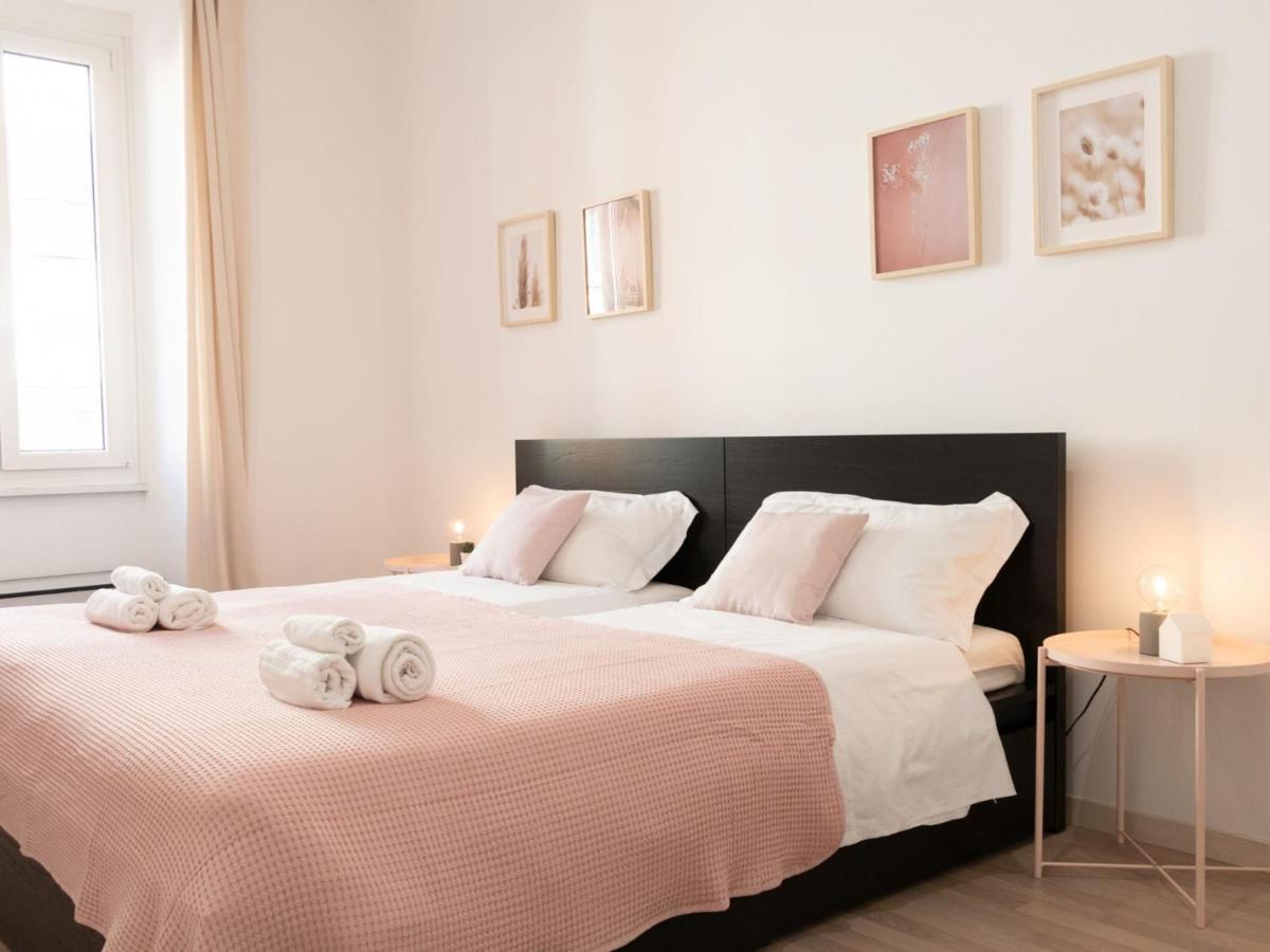 The Best Rent - Spacious Apartment Near Roma Termini Station エクステリア 写真
